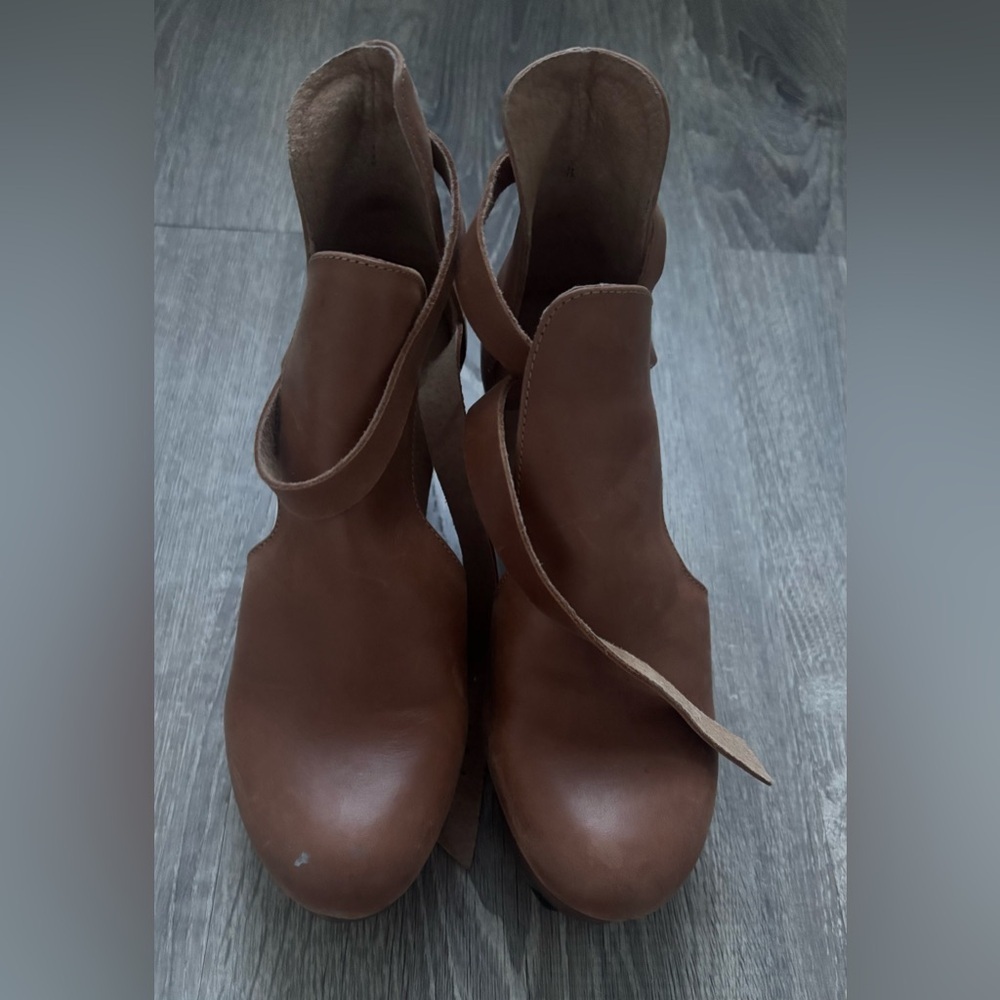 Free People Women’s Cedar Clog Leather Shoes Size 6